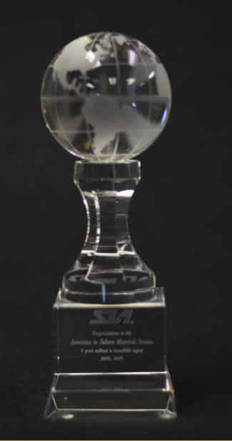 Main Image of Crystal Globe Pinnacle Award