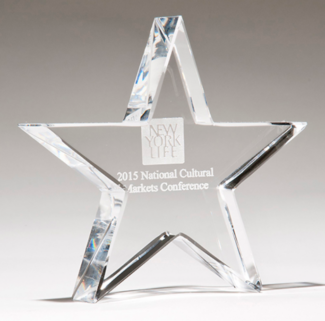 Main Image of Crystal star paperweight