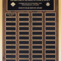 Main Image of Roster Series – Traditional American walnut plaque with extra large individual plates